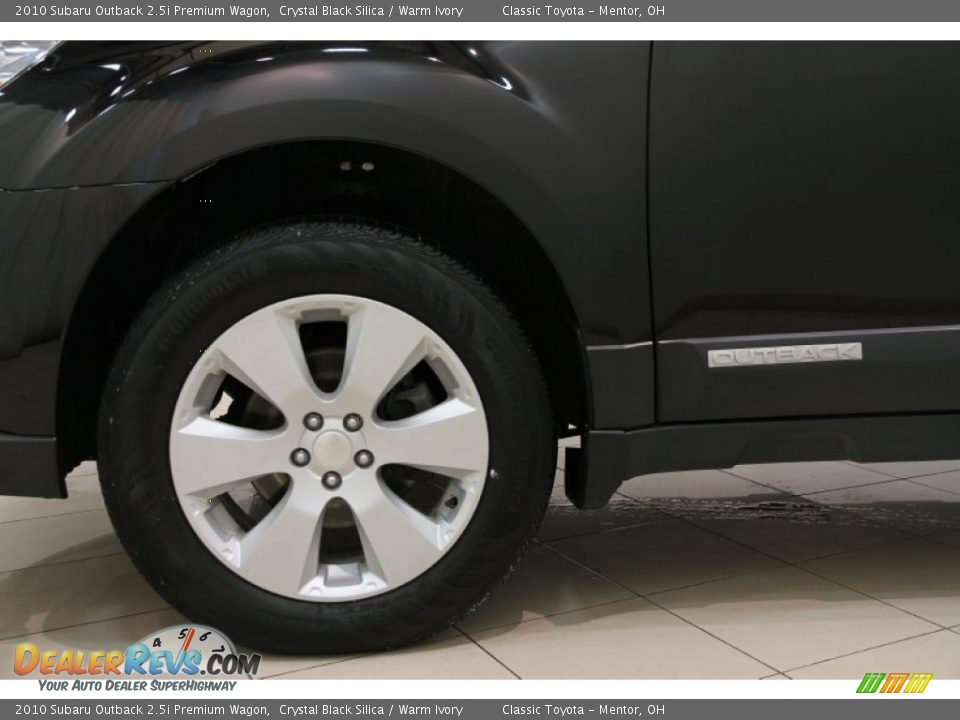 2010 Subaru Outback 2.5i Premium Wagon Crystal Black Silica / Warm Ivory Photo #25