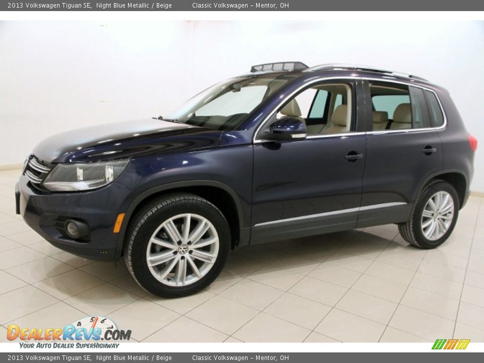 2013 Volkswagen Tiguan SE Night Blue Metallic / Beige Photo #3