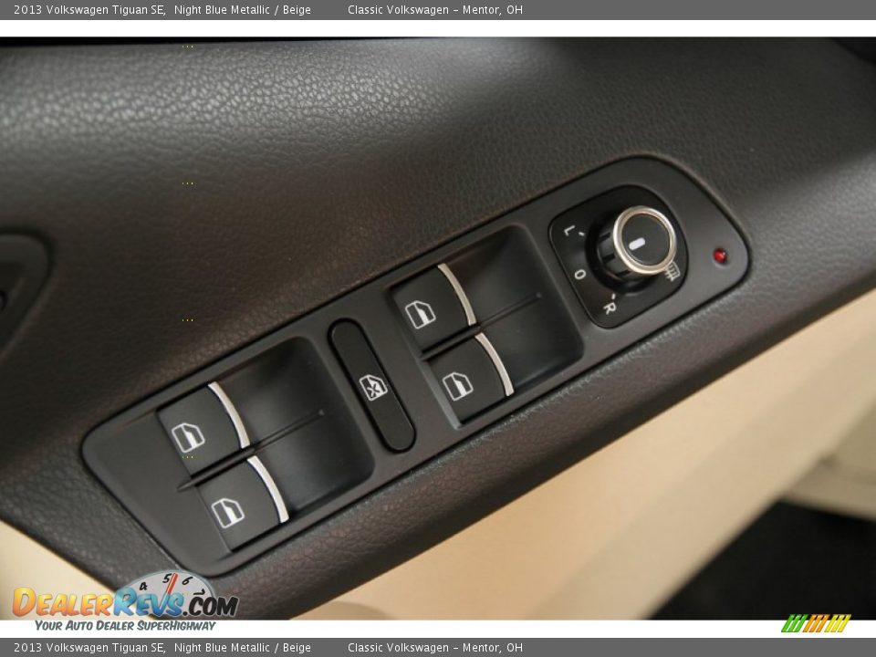 2013 Volkswagen Tiguan SE Night Blue Metallic / Beige Photo #7