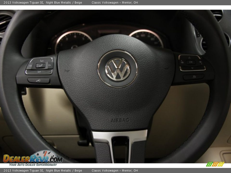 2013 Volkswagen Tiguan SE Night Blue Metallic / Beige Photo #9