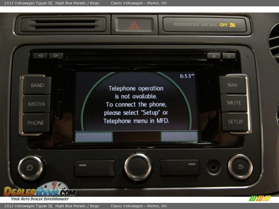 2013 Volkswagen Tiguan SE Night Blue Metallic / Beige Photo #16