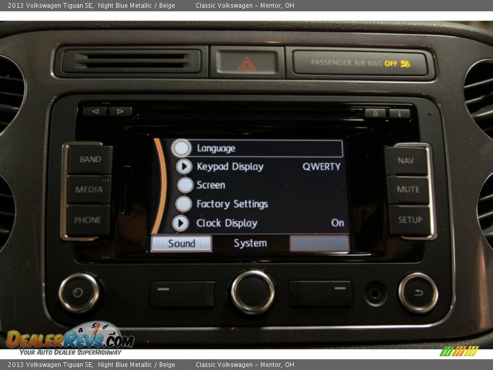 2013 Volkswagen Tiguan SE Night Blue Metallic / Beige Photo #23