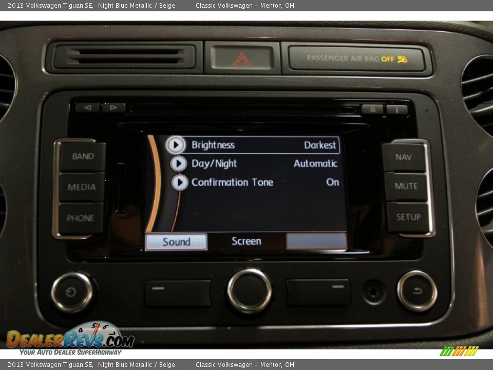 2013 Volkswagen Tiguan SE Night Blue Metallic / Beige Photo #24