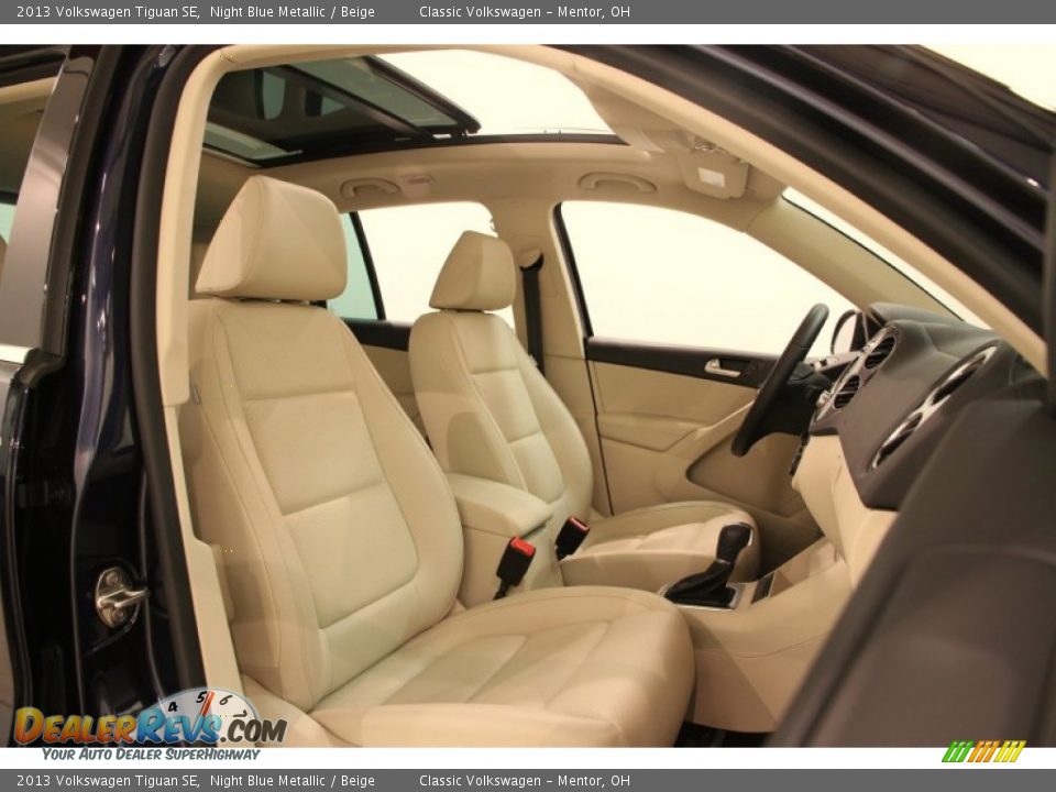 2013 Volkswagen Tiguan SE Night Blue Metallic / Beige Photo #30