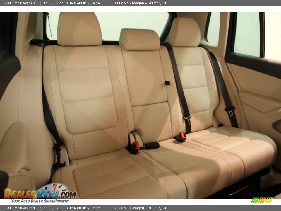 2013 Volkswagen Tiguan SE Night Blue Metallic / Beige Photo #31