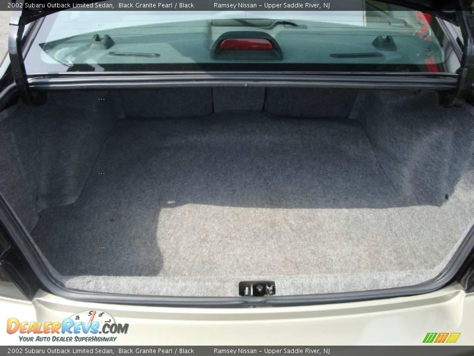 2002 Subaru Outback Limited Sedan Black Granite Pearl / Black Photo #17