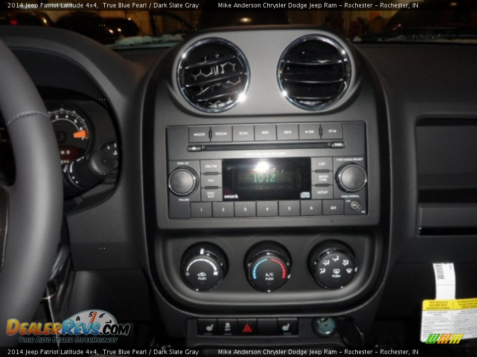 2014 Jeep Patriot Latitude 4x4 True Blue Pearl / Dark Slate Gray Photo #9
