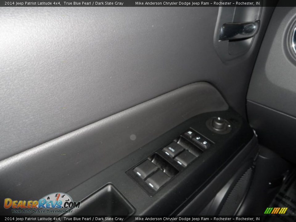 2014 Jeep Patriot Latitude 4x4 True Blue Pearl / Dark Slate Gray Photo #11