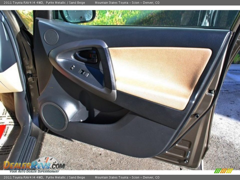 2011 Toyota RAV4 I4 4WD Pyrite Metallic / Sand Beige Photo #22