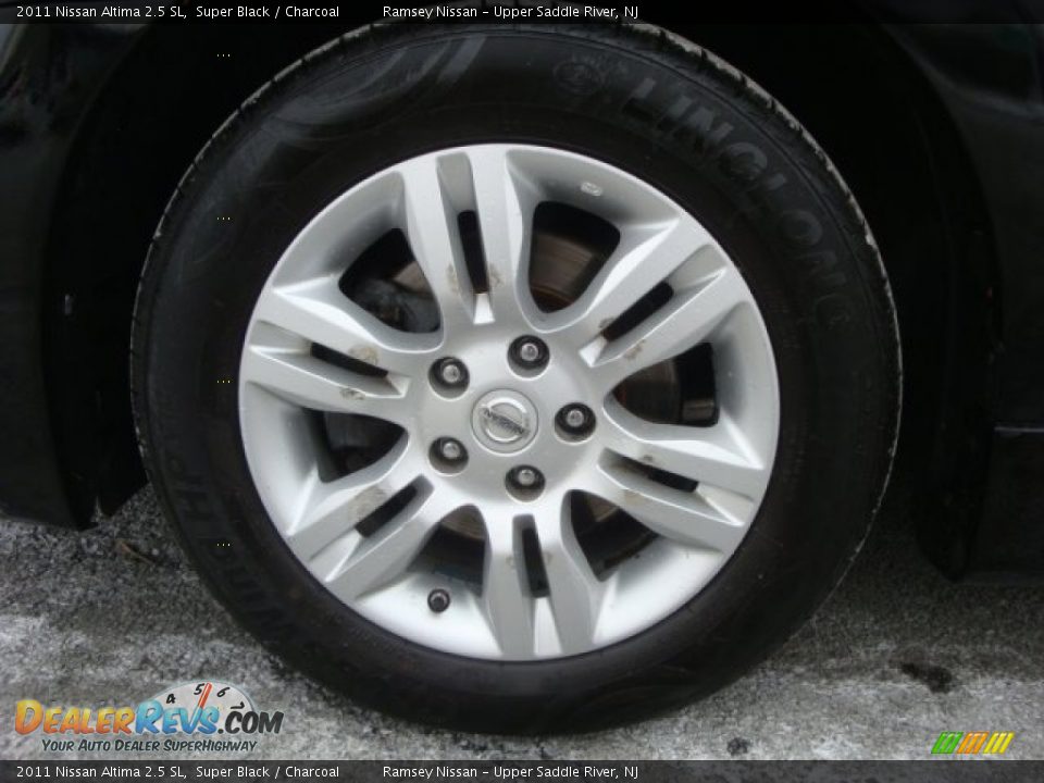 2011 Nissan Altima 2.5 SL Super Black / Charcoal Photo #9