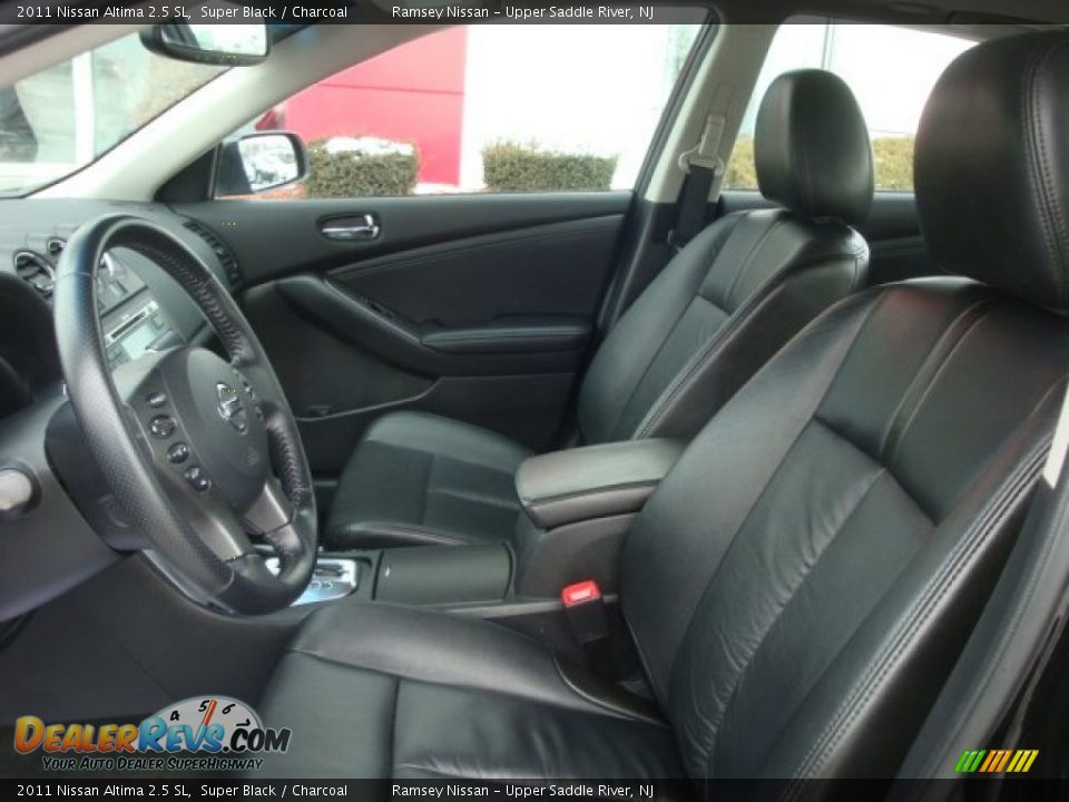 2011 Nissan Altima 2.5 SL Super Black / Charcoal Photo #13