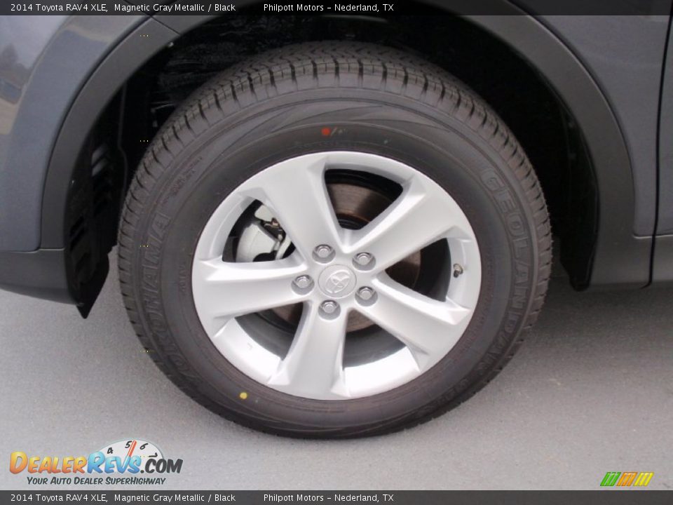 2014 Toyota RAV4 XLE Wheel Photo #12