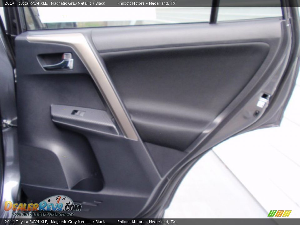 2014 Toyota RAV4 XLE Magnetic Gray Metallic / Black Photo #20
