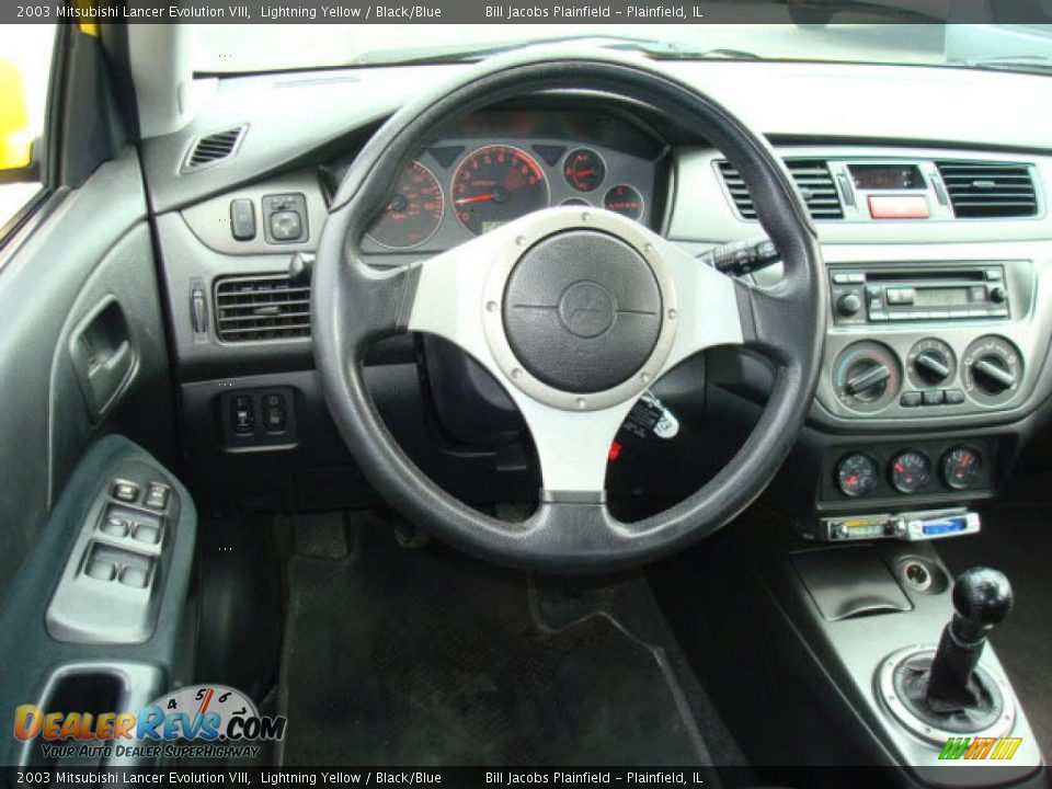 2003 Mitsubishi Lancer Evolution VIII Lightning Yellow / Black/Blue Photo #9