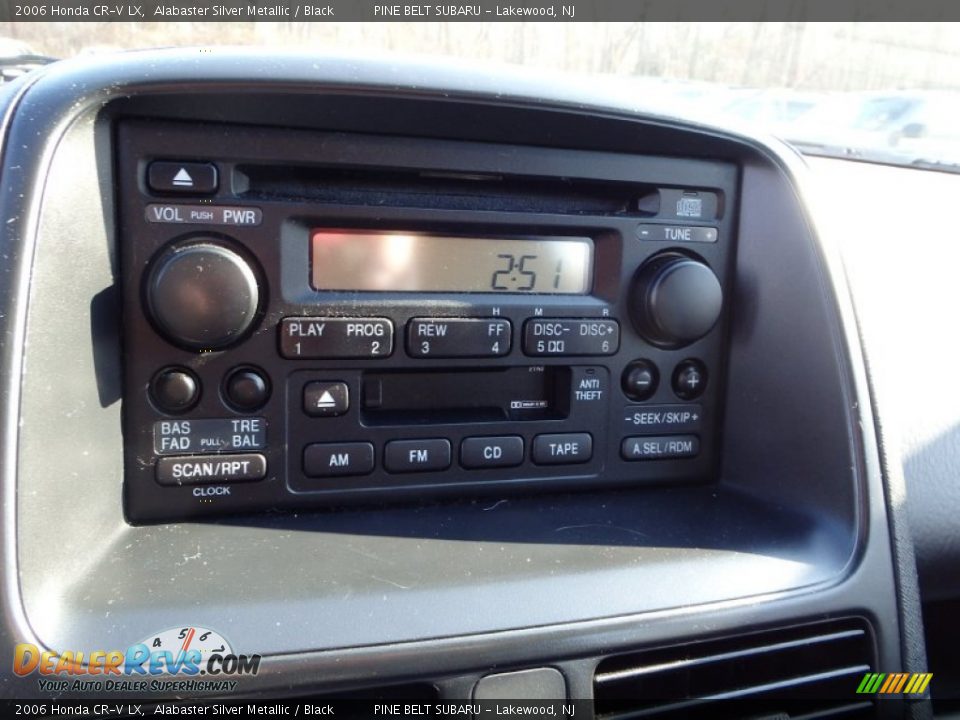 2006 Honda CR-V LX Alabaster Silver Metallic / Black Photo #15