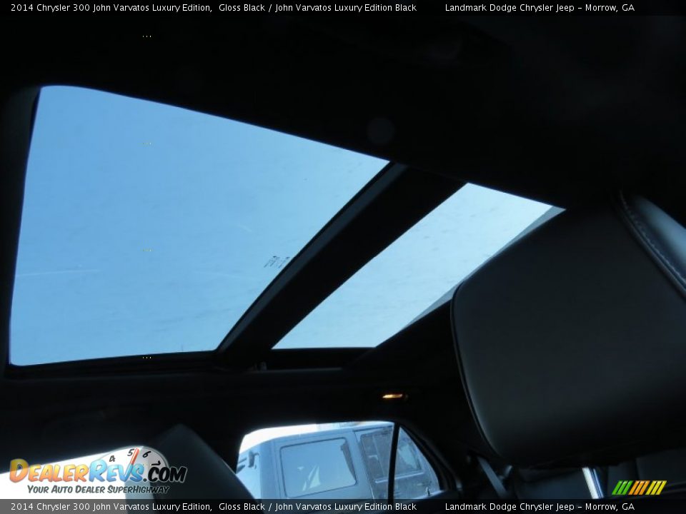 Sunroof of 2014 Chrysler 300 John Varvatos Luxury Edition Photo #8