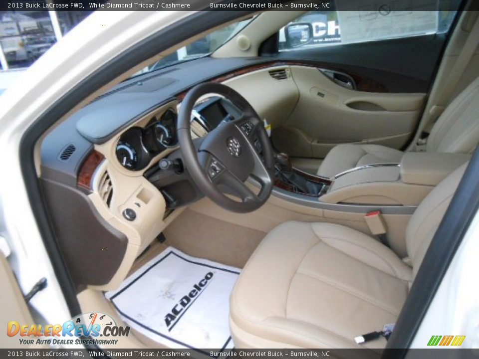 2013 Buick LaCrosse FWD White Diamond Tricoat / Cashmere Photo #10