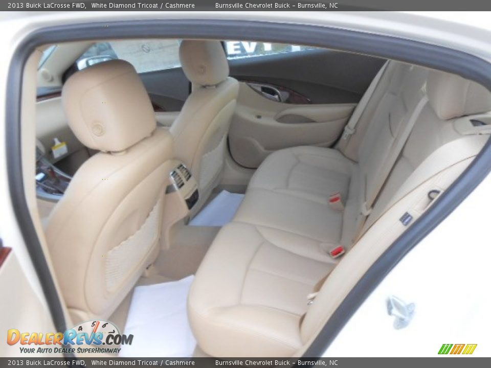 2013 Buick LaCrosse FWD White Diamond Tricoat / Cashmere Photo #11
