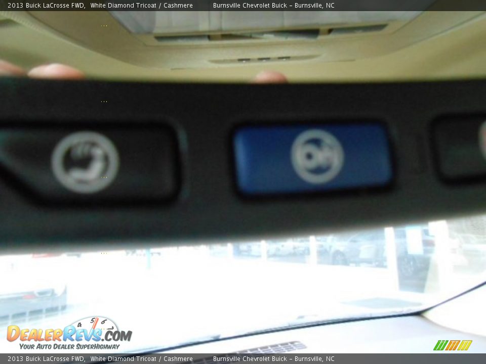 2013 Buick LaCrosse FWD White Diamond Tricoat / Cashmere Photo #18
