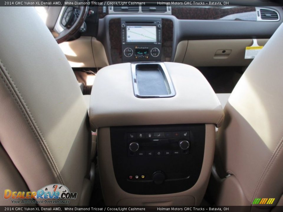 2014 GMC Yukon XL Denali AWD White Diamond Tricoat / Cocoa/Light Cashmere Photo #23
