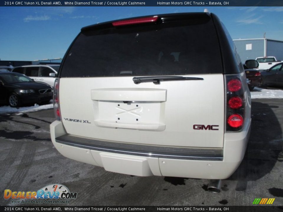 2014 GMC Yukon XL Denali AWD White Diamond Tricoat / Cocoa/Light Cashmere Photo #31