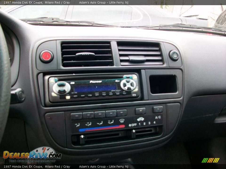 1997 Honda Civic EX Coupe Milano Red / Gray Photo #12