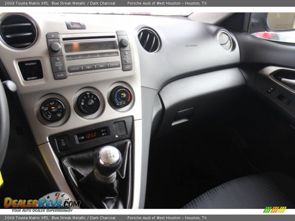 2009 Toyota Matrix XRS Blue Streak Metallic / Dark Charcoal Photo #15