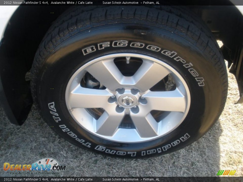 2012 Nissan Pathfinder S 4x4 Avalanche White / Cafe Latte Photo #12