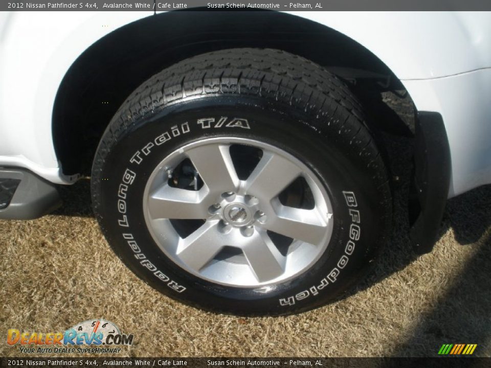 2012 Nissan Pathfinder S 4x4 Avalanche White / Cafe Latte Photo #19
