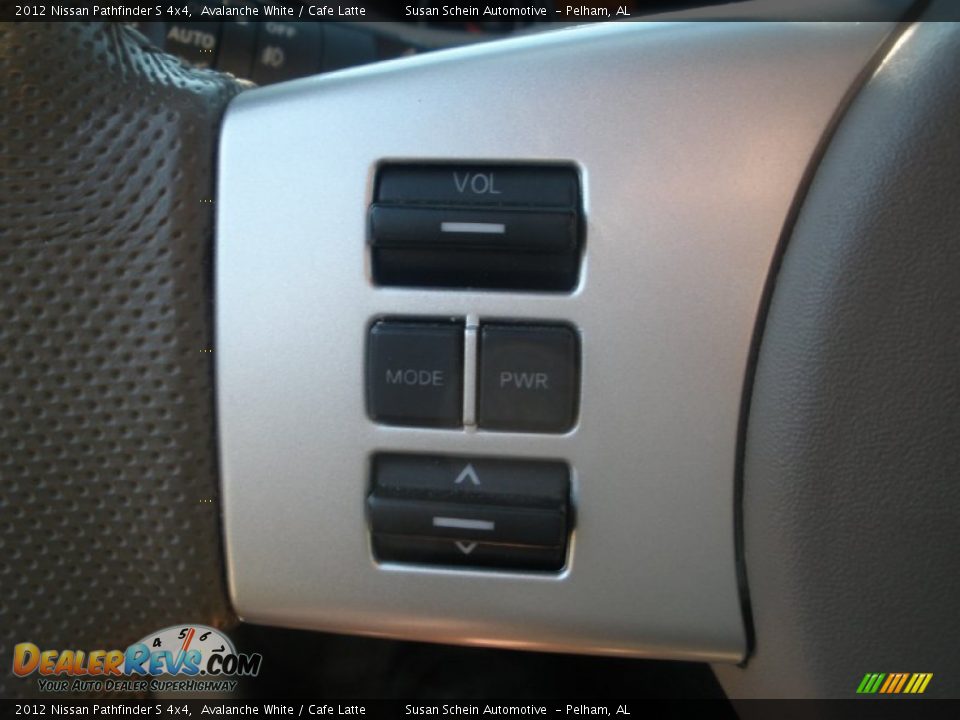 2012 Nissan Pathfinder S 4x4 Avalanche White / Cafe Latte Photo #31