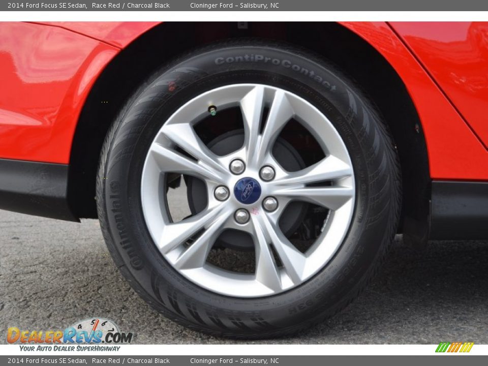 2014 Ford Focus SE Sedan Race Red / Charcoal Black Photo #9