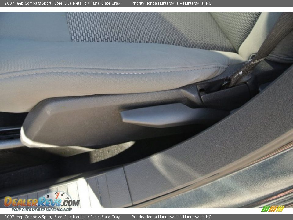 2007 Jeep Compass Sport Steel Blue Metallic / Pastel Slate Gray Photo #9