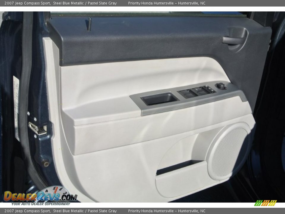 2007 Jeep Compass Sport Steel Blue Metallic / Pastel Slate Gray Photo #10