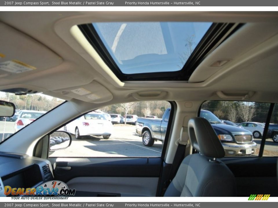 2007 Jeep Compass Sport Steel Blue Metallic / Pastel Slate Gray Photo #12