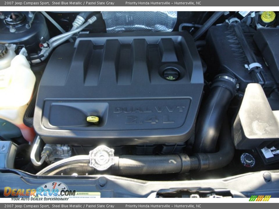 2007 Jeep Compass Sport 2.4 Liter DOHC 16-Valve VVT 4 Cylinder Engine Photo #24