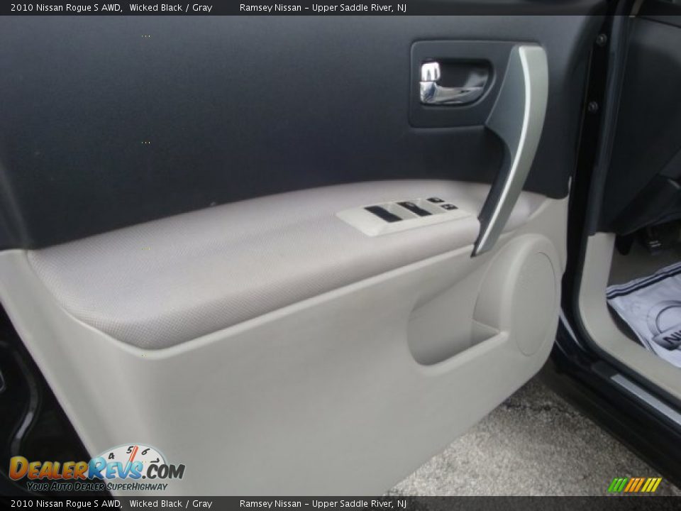 2010 Nissan Rogue S AWD Wicked Black / Gray Photo #24