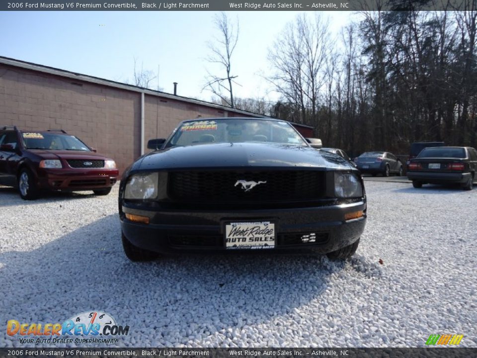 2006 Ford Mustang V6 Premium Convertible Black / Light Parchment Photo #2