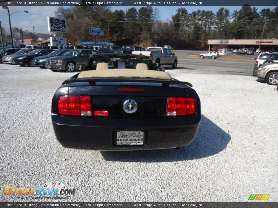 2006 Ford Mustang V6 Premium Convertible Black / Light Parchment Photo #6