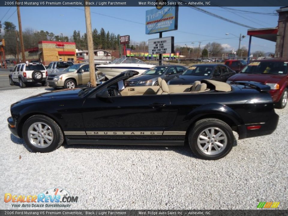 2006 Ford Mustang V6 Premium Convertible Black / Light Parchment Photo #8