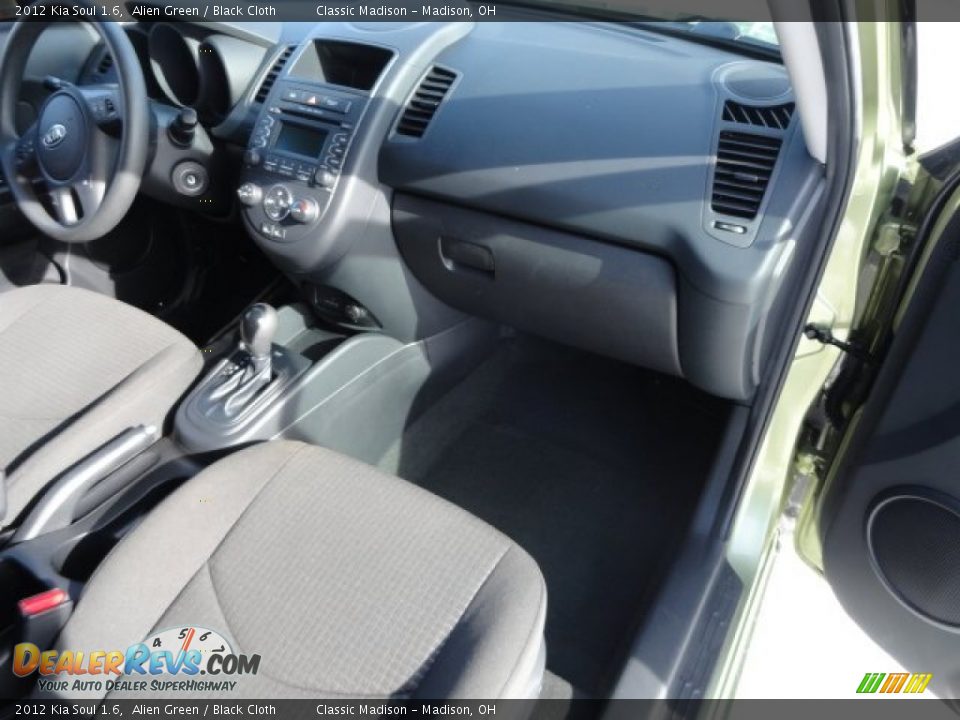 2012 Kia Soul 1.6 Alien Green / Black Cloth Photo #9