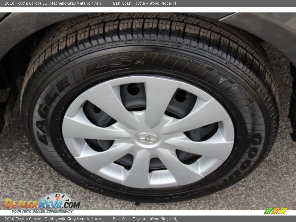 2010 Toyota Corolla LE Magnetic Gray Metallic / Ash Photo #16