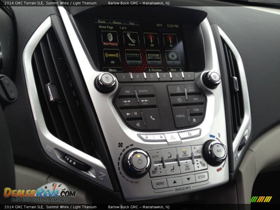 Controls of 2014 GMC Terrain SLE Photo #10