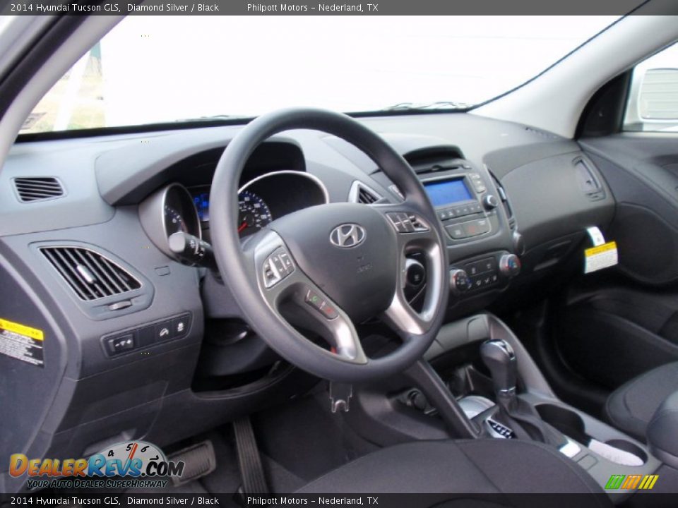 Black Interior - 2014 Hyundai Tucson GLS Photo #23