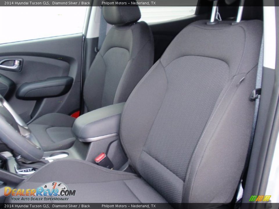 Front Seat of 2014 Hyundai Tucson GLS Photo #24