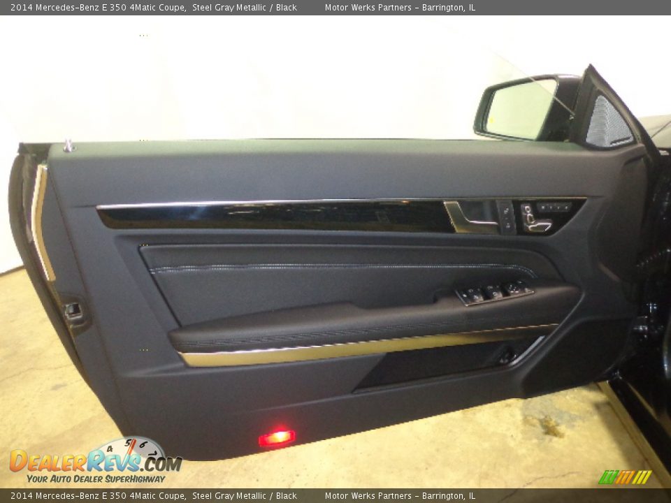 Door Panel of 2014 Mercedes-Benz E 350 4Matic Coupe Photo #20