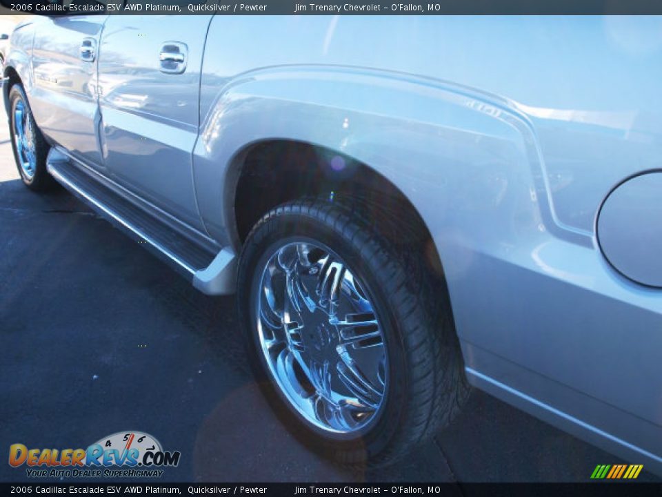 2006 Cadillac Escalade ESV AWD Platinum Quicksilver / Pewter Photo #4