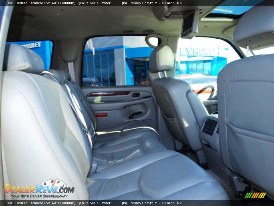 2006 Cadillac Escalade ESV AWD Platinum Quicksilver / Pewter Photo #9