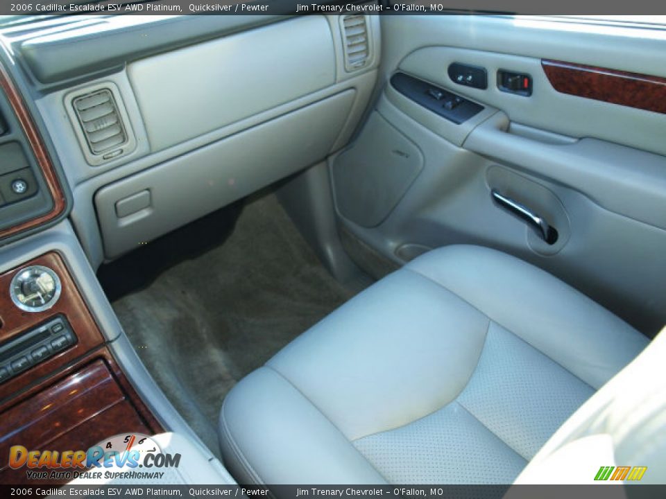 2006 Cadillac Escalade ESV AWD Platinum Quicksilver / Pewter Photo #13