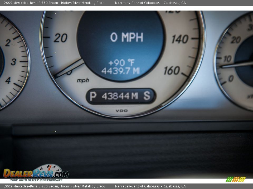 2009 Mercedes-Benz E 350 Sedan Iridium Silver Metallic / Black Photo #31