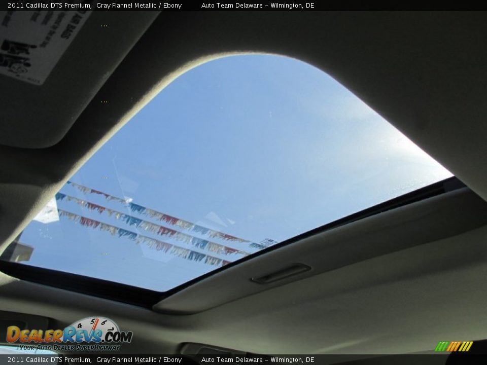 2011 Cadillac DTS Premium Gray Flannel Metallic / Ebony Photo #17